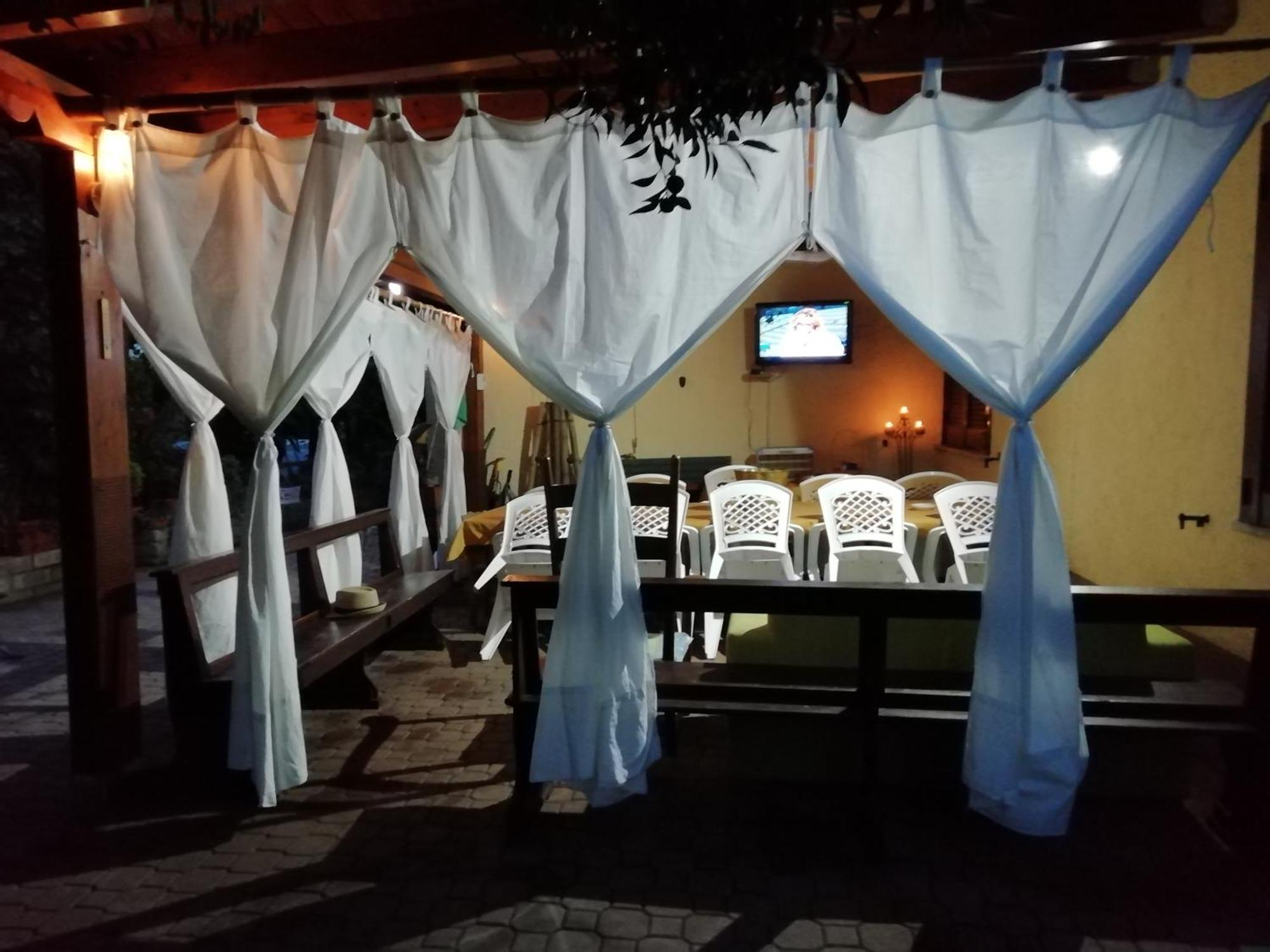 Alloggio Per Uso Turistico Sant'Andrea Lariano Εξωτερικό φωτογραφία